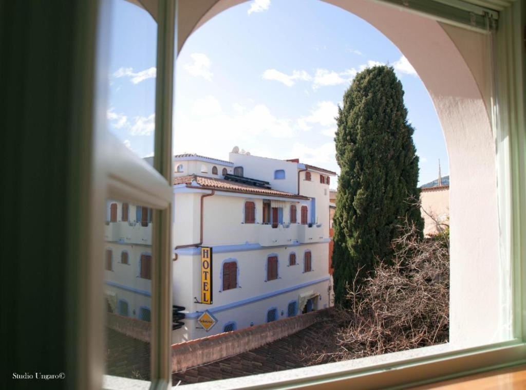 Hotel Su Barchile Orosei Kültér fotó