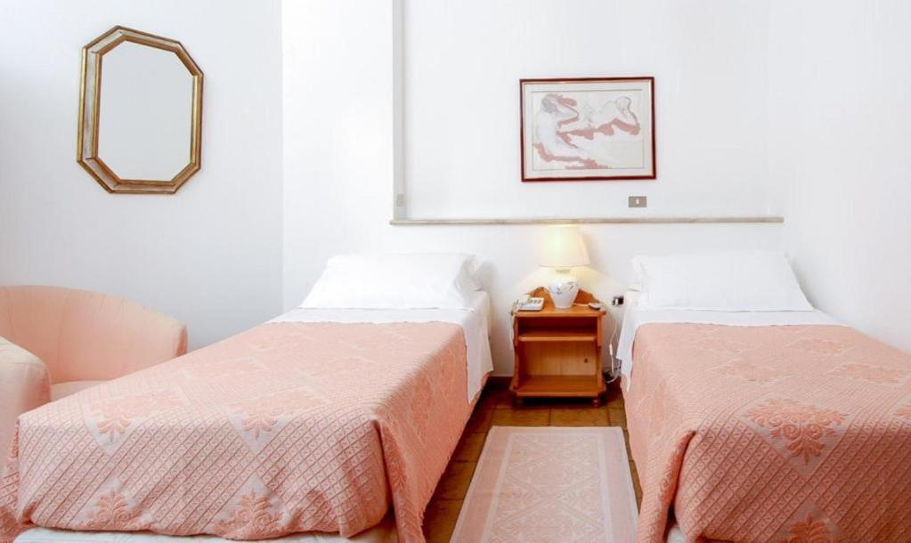 Hotel Su Barchile Orosei Kültér fotó